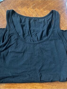 Black Scoop Neck Tank Top